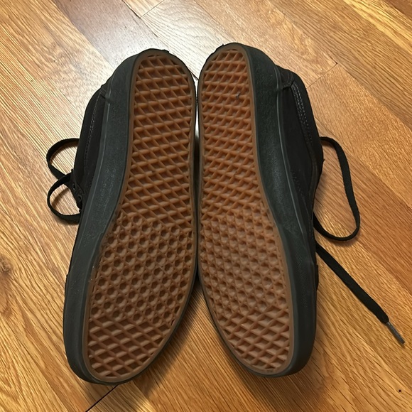 Vans Old Skool Canvas Shoe - Picture 3 of 4